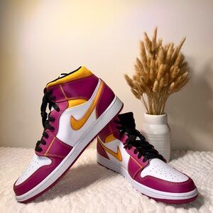 Nike Air Jordan 1 Mid Dia De Los Muertos Men’s Size 12 DC0350-100. NWOB!